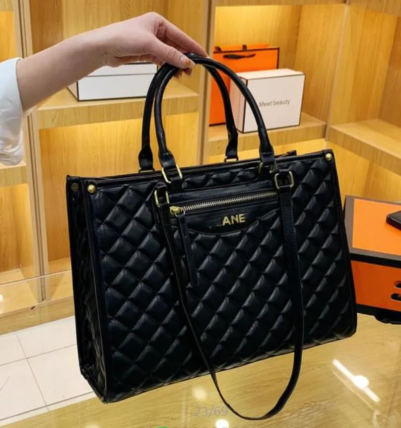 Tote Bag Grote Capaciteit Nieuwe Trendy Hoogwaardige Zwarte Handtas Bruiloft Schouder Messenger Bags