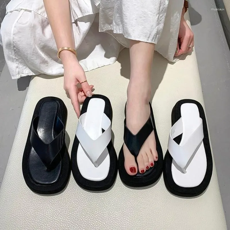 Slippers Large Size Sandals Summer Women's Solid Color Korean Beach Herringbone Clip Platform
