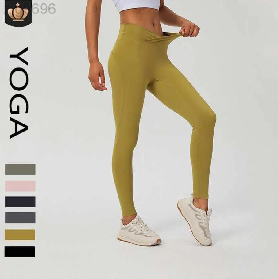 2023 Desginer Al Yoga Pants V-formade midja och höftlyftande sportstrumpbyxor T-line naken Running Fitness Pants