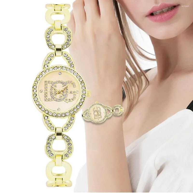 Relógios de pulso vendendo luxo 2023 marca de moda relógio feminino com diamante fino ouro aço inoxidável pulseira de quartzo