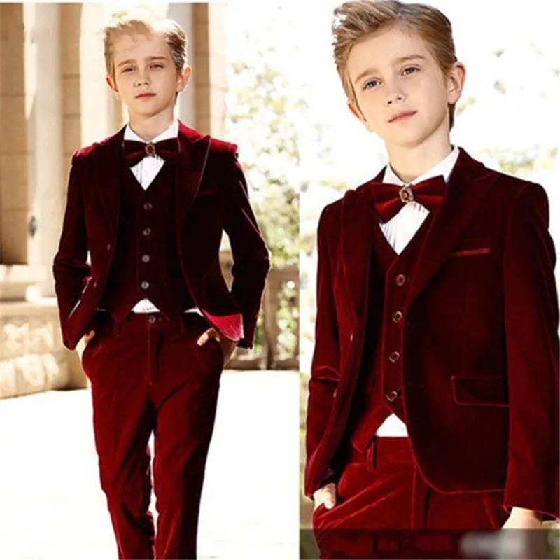 Suits Bourgogne Velvet Formal Boy Suit For Wedding Children Party Blazer Vest Pants Baptism Barn kostym Gentlemen tonåring prom Tuxedo 230830