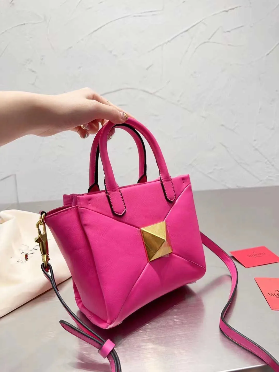 Valentino bag dhgate new arrivals