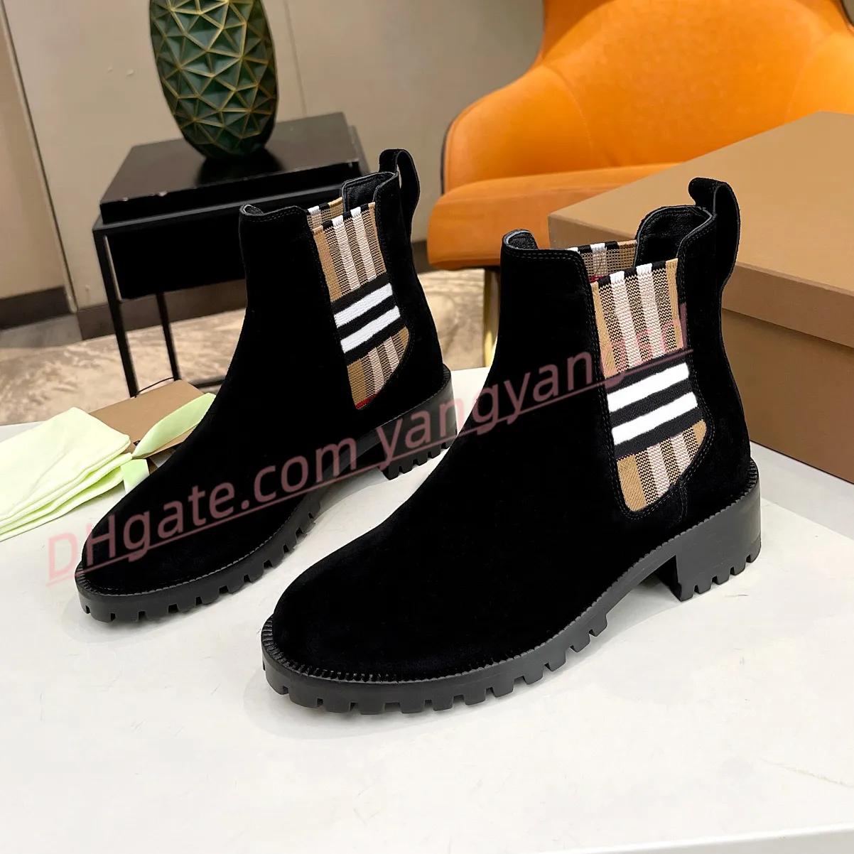 Martin Boots Designer boots Vintage Check Detail Chelsea boot Striped Ankle Boot Chelsea Fashion Luxury Women Calfskin Leather Suede Outdoor Booties Shoes