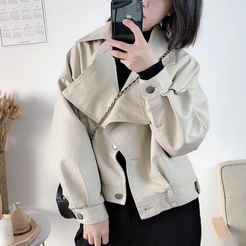 Женская кожа 2023 Spring Women Short Jacket Fashion Fashion Fashion Casual с длинными рукавами