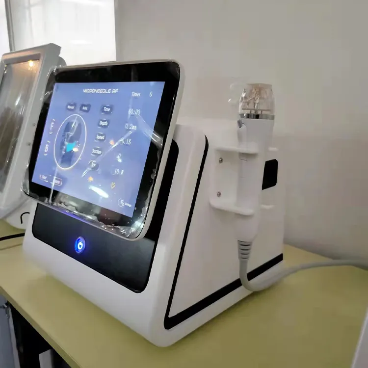 2023 Kina Nyaste design 4 Tips Golden Crystal Painless RF Microneedling Machine för rynkavlägsningsträcksmärken för skönhetssalong