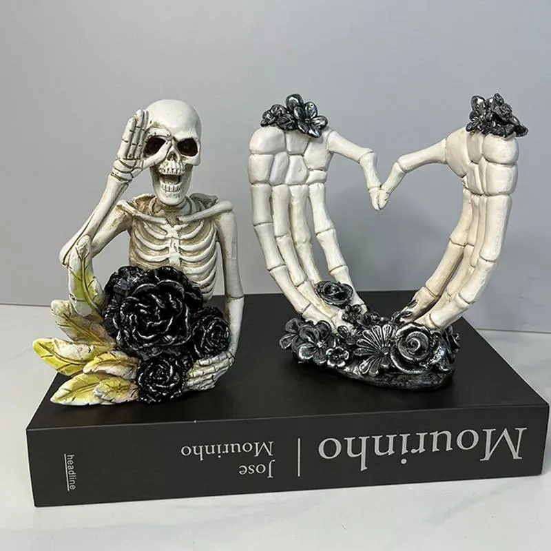 Decorative Objects Figurines Skull Couple Statue Skull Bride And Groom Couple Figurine Mini Resin Collections For Home Office Bar Decors Christmas 230830