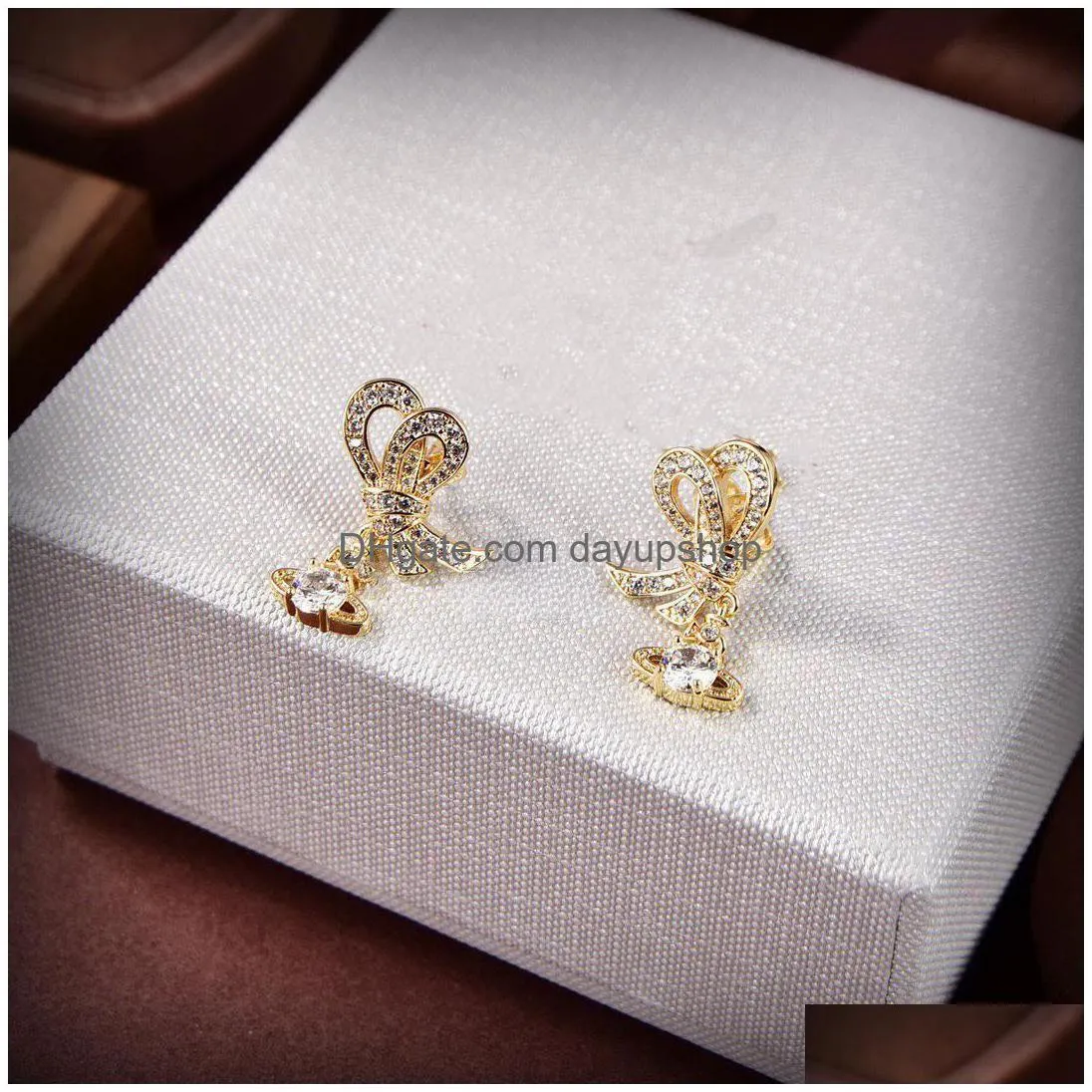 fashion designer brand stud earring for woman letter vivian diamond pearl gold hoop earing westwood women trend saturn earrings hgh