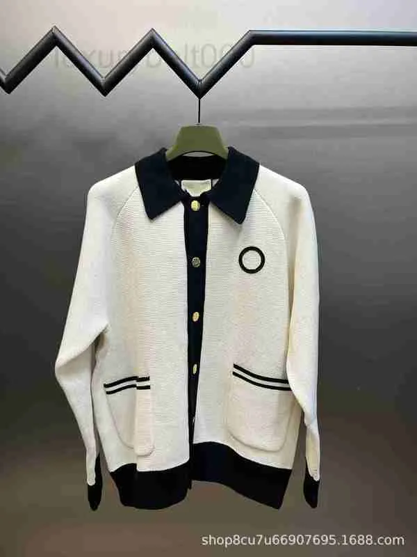 Męskie swetry Designer 23 Wczesna jesień Nowa nowa wełna kołnierza Polo Woold Cardigan Contrast Kolor Sweter z długimi rękawami Moda i odzież wiejska damska ftwd