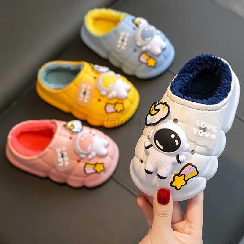 Waterproof outdoor cheap slippers