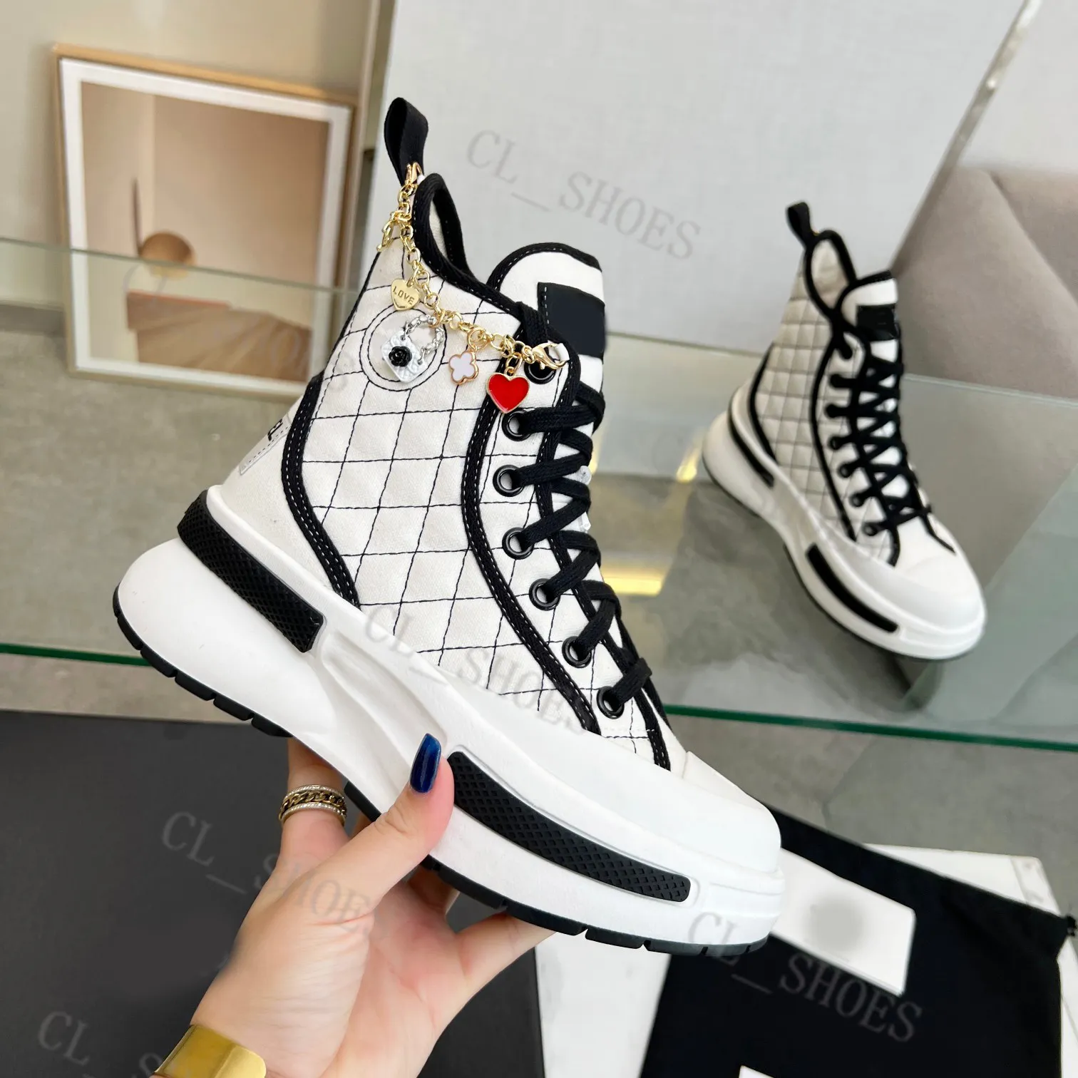 High Top Designer Sneakers With Chains For Women Canvas Womens Casual