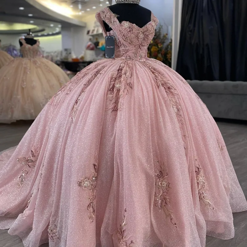 Rosa querida brilhante quinceanera vestidos 2024 vestido de baile cristal vestidos de 15 anos flores frisado vestido de festa à noite