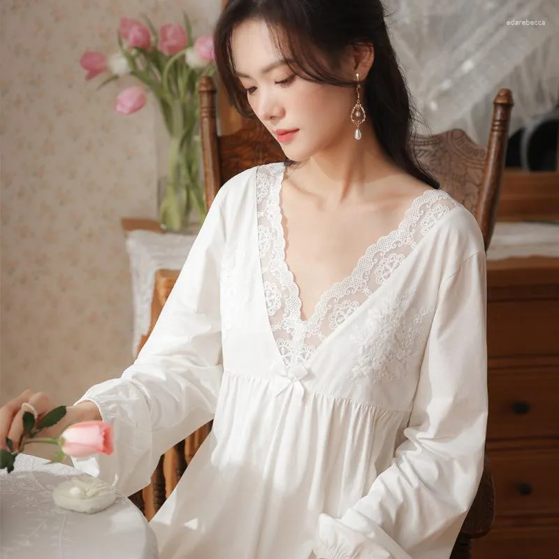 Women's Velvet Lace Trim Pajama Set - 4 Piece Nightdress With Strap Top & Long Pants, Solid Color Sleepwear
