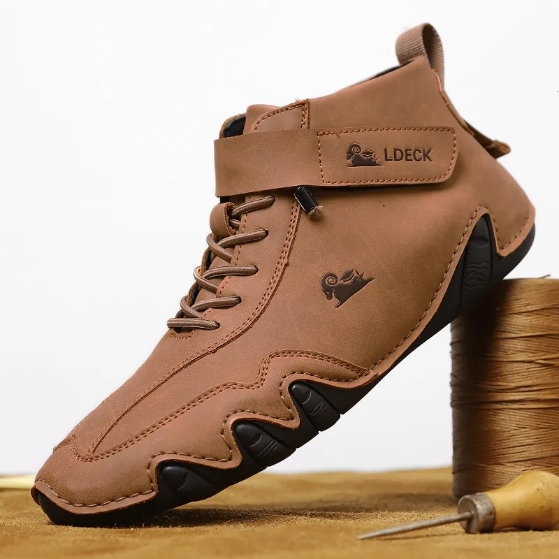 Boots Men Bottes décontractées en cuir hommes chaussures marque de luxe de haute qualité bottines imperméables chaussures de Sport d'hiver pour hommes bottes de moto 230831