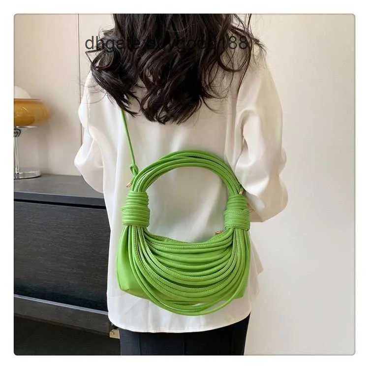 Bolsas de bolsas de diseño Candy Mini Jodie Creative Women's Summer Thread Bundle Knot tejido de un hombro de mano de hombro Bives