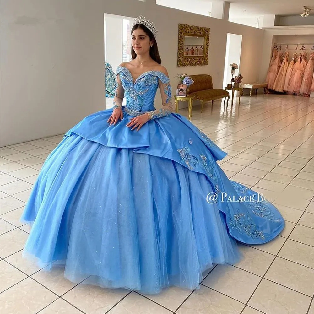 Crystal Princess Quinceanera de manga longa azul-céu Vestidos fora do ombro Apliques em camadas de ombro Diplinado Corsário Vestido de 15 Anos