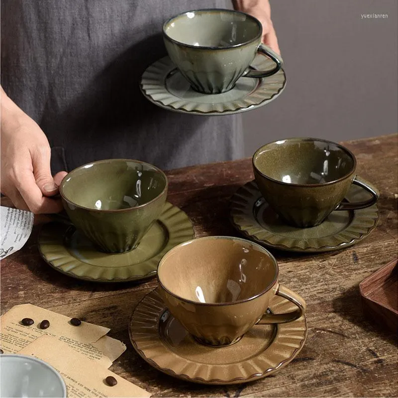 Cups Saucers Japanse creatieve koffiekop en schotel keramische vintage cappuccino theeset keuken servies