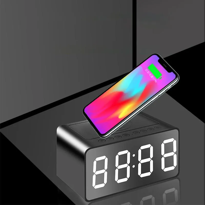 Zegarki Akcesoria Inne bezprzewodowe ładowanie głośnika Bluetooth Clock LED Bank Power Bank Trzy - w jednym wodoodpornym mini BT508