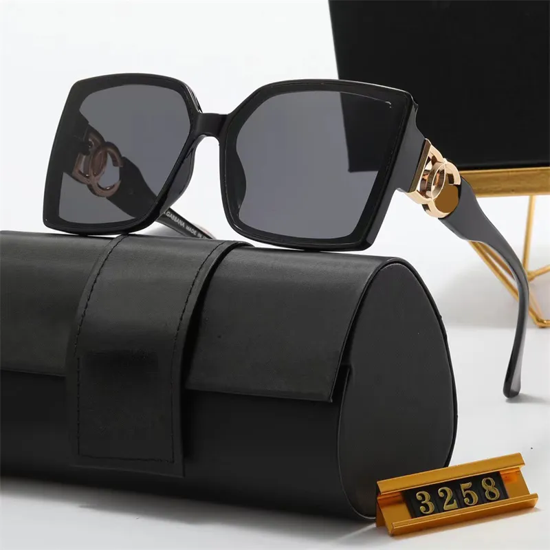 Модель дизайнерские солнцезащитные очки поляризованные очки открытые оттенки PC Farme Fashion Classic Ladies Luxury Sunglass Mirror для женщин мужчин
