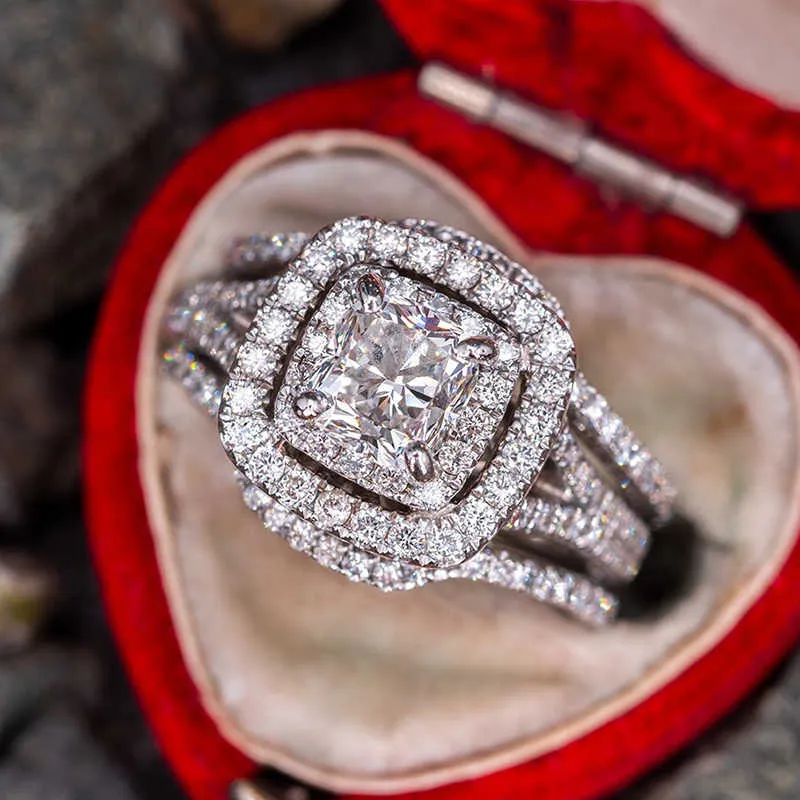 Pierścienie klastrowe luksusowe dla kobiet Pierścionki srebrny kolor pełny utwardzony błyszcząca cyrkonia sześcienna nowoczesna moda biżuteria ślubna rozmiar 6-10 g230228