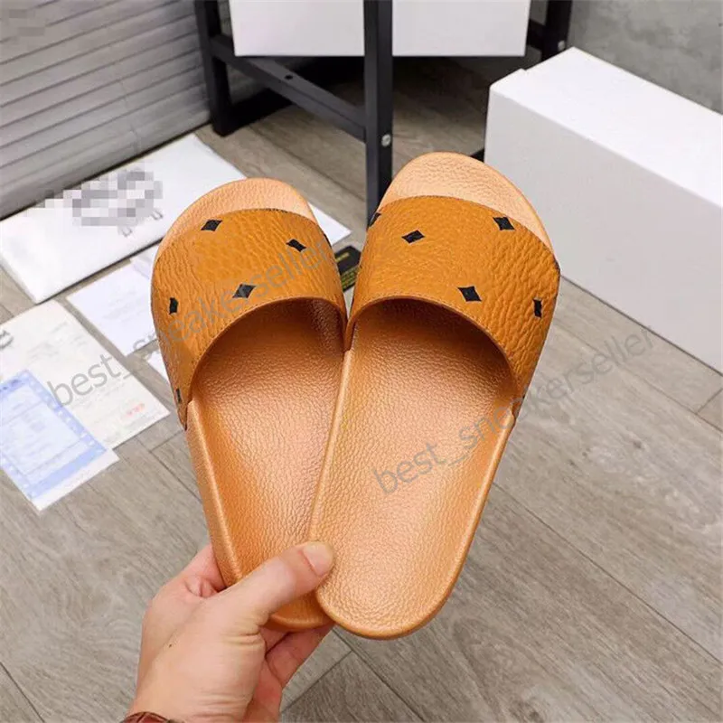 Mannen Vrouwen Slippers Sandles Klassieke Bruine Platte Thuis Slipper Badkamer München Lederen Print Sandalen Schoenen Vrouw Flip Flops Luxe Pantoufles Sandales Zomer Slides