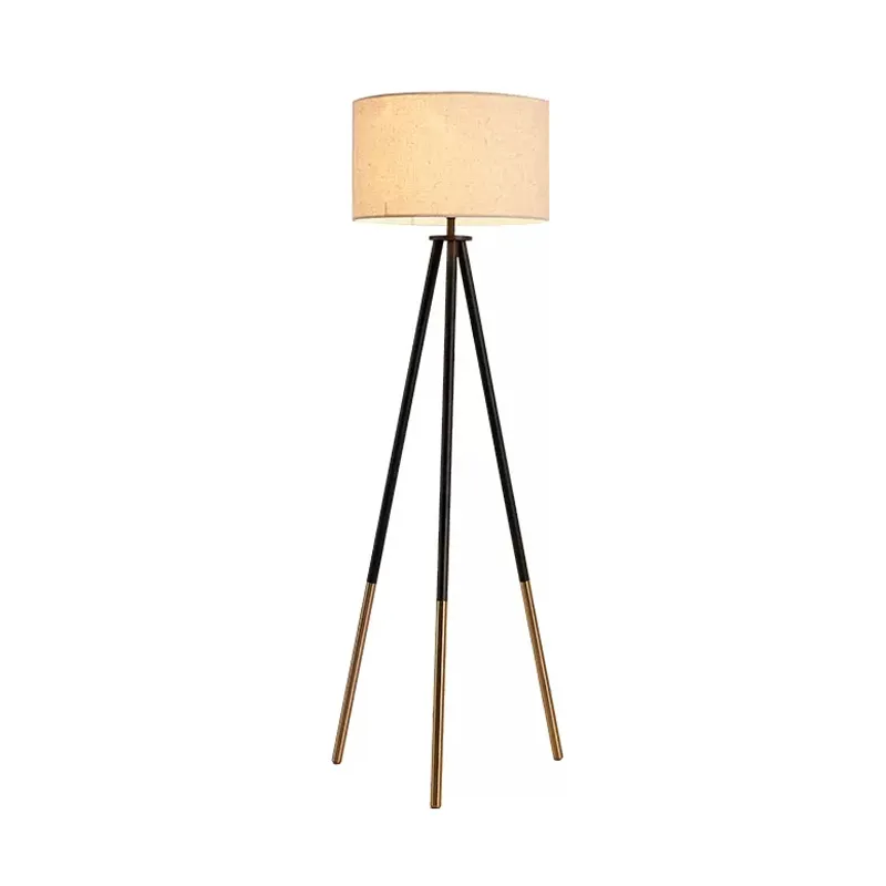 Amerikaanse stijl Modern Design Tripod Vloer Lamp Luxe Elegante stoffen schaduw Standing Lamp 40 cm Breedte 156 cm Hoogte voor hotel Home Woonkamer Slaapkamer Studiezaal Decor Decor