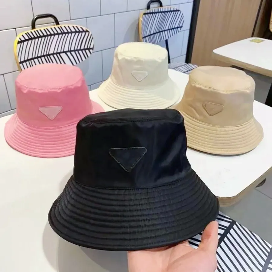 Hatt lyxiga designers hink hatt klassisk stil män och kvinnor mode broderad baseball mössa enkel fritid sol visir cap tunga tunga mössor mycket bra