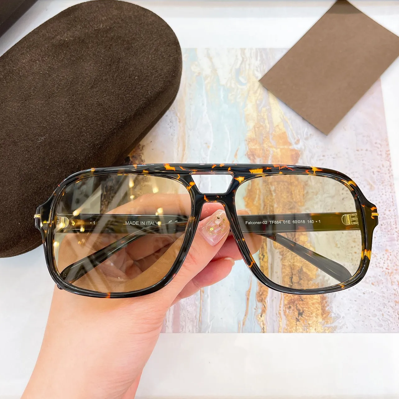 남성 패션 안경 디자이너 선글라스 OCCHIALI DA SOLE SUNENIES UV400 안경 상자 도매와 럭셔리 팔 코너 블랙/옐로우 스퀘어 선글라스
