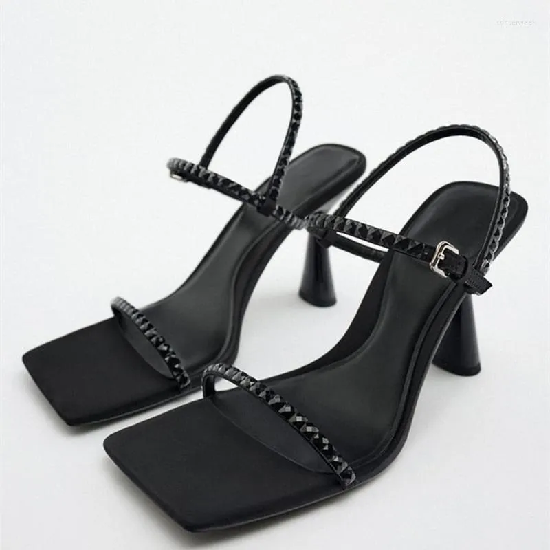 Сандалии 2023 TRAF Women Summer High каблука страза роскошные хрустальные каблуки женская черная лодыжка.