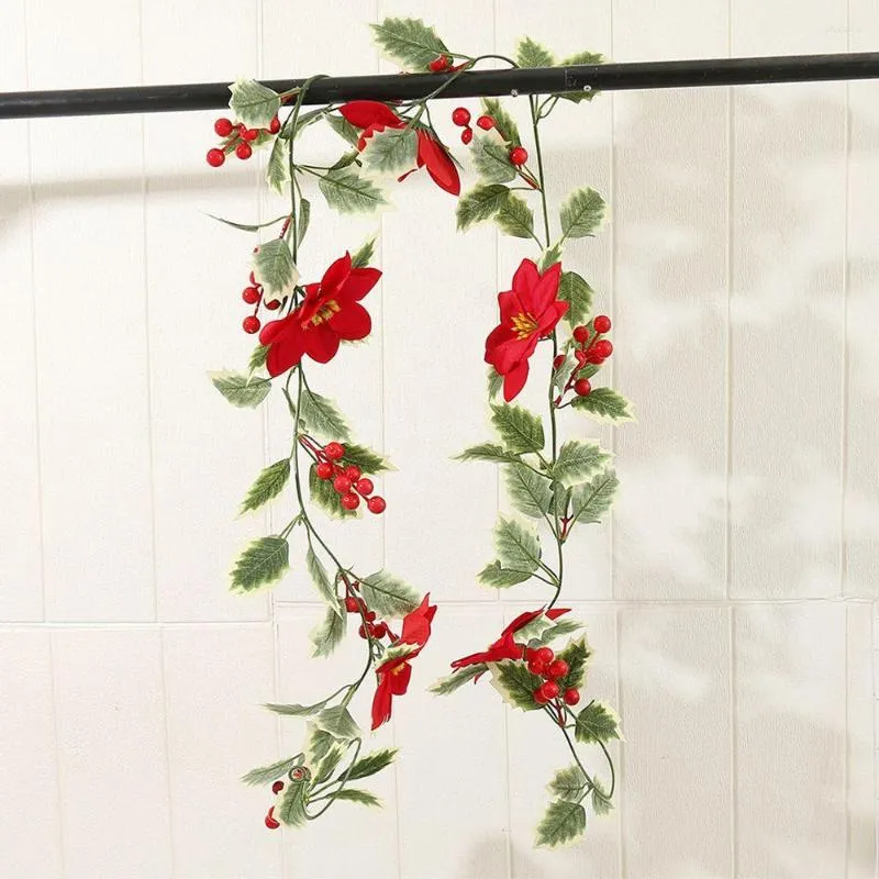 Fiori decorativi 2M Ghirlanda di fiori di Natale Bacche rosse artificiali Foglie di agrifoglio Rattan Ornamenti per alberi di Natale Po Puntelli Regali per feste Forniture