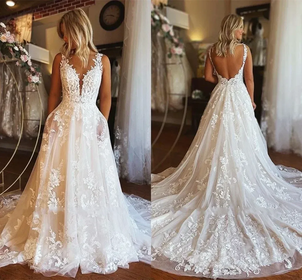 Robes de mariée sexy en dentelle dos nu avec poche une ligne col en V Appliques Tulle été Boho robes de mariée sur mesure grande taille BC15302