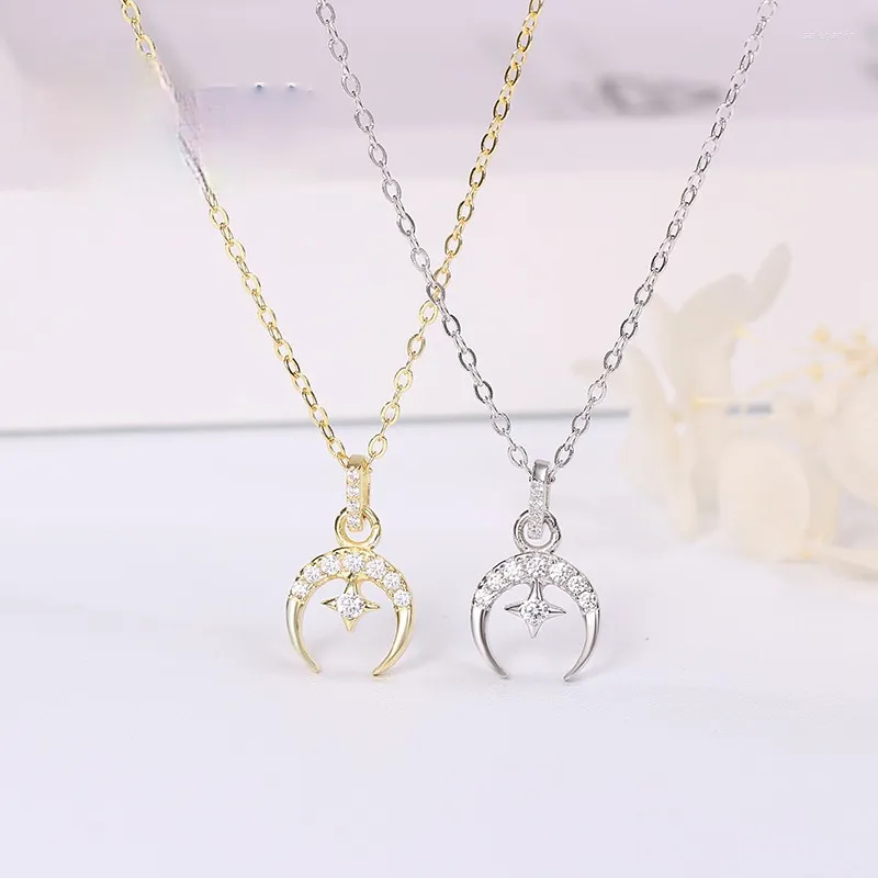 Chaînes chinois saint valentin cadeau couleur argent étoile lune collier femme marée niche avec Han Guodong porte clavicule chaîne