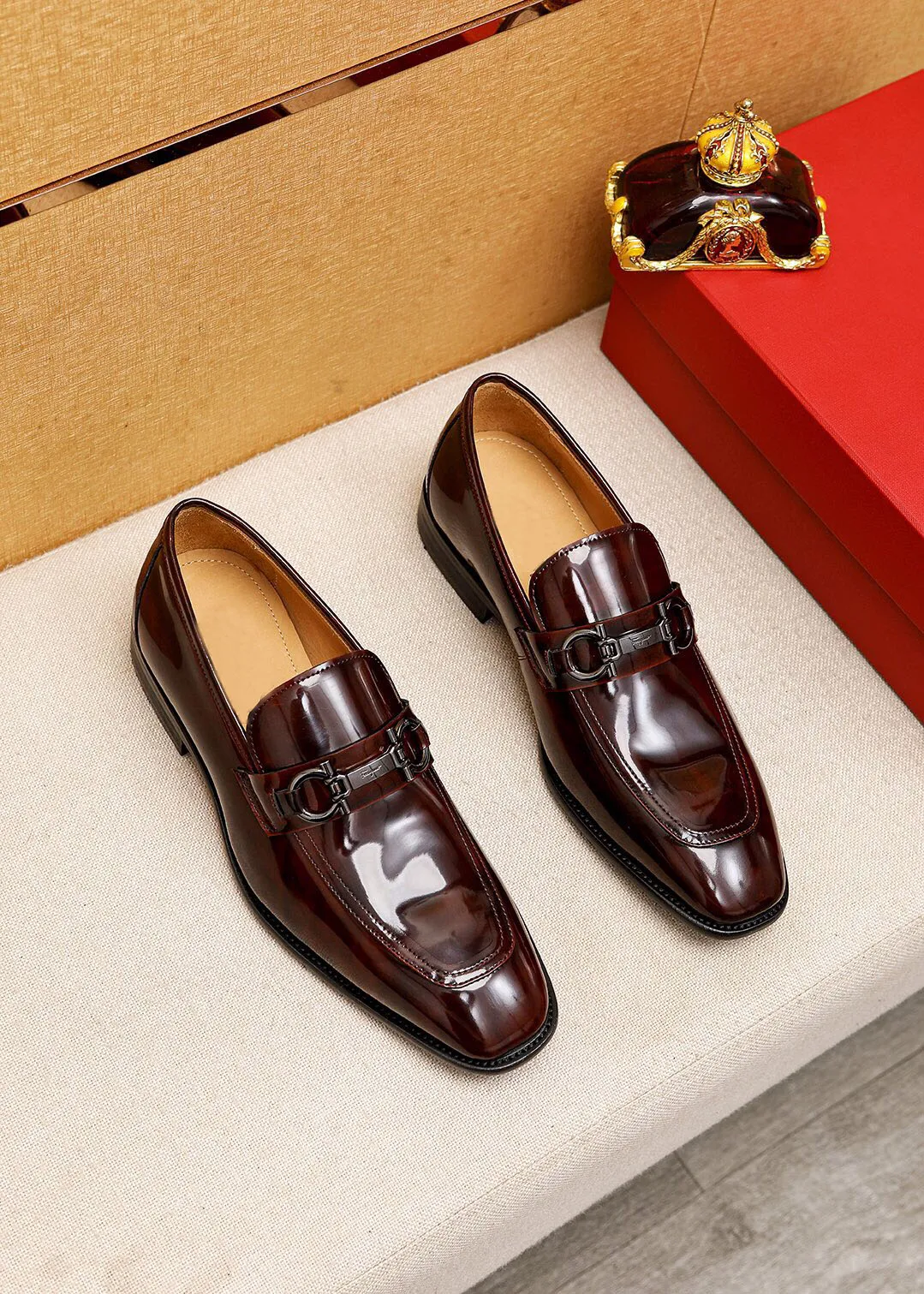 2023 Mens Classic Dress Shoes Echt lederen Casual comfortabele loafers mannelijk merk Party Webbing Designer Oxfords Maat 38-45