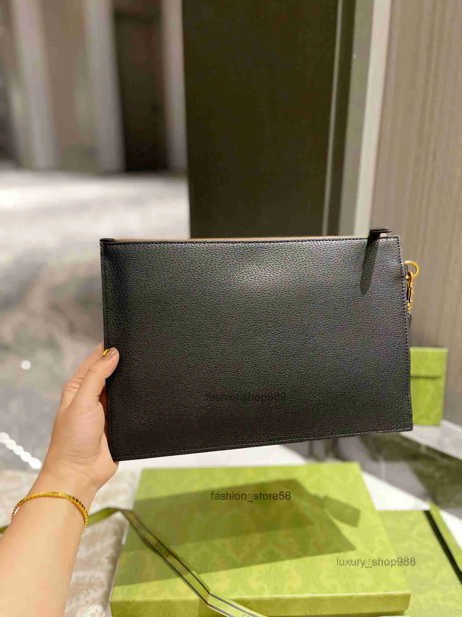 Bolsos Hombres de noche Bolsos de embrague Bolsos de embrague Diseñador HH Diseñadores de alta calidad Artículos de tocador Hombres Mujeres Luxurys sobre Hbags Lady Classic Gran capacidad Marrón P 2023