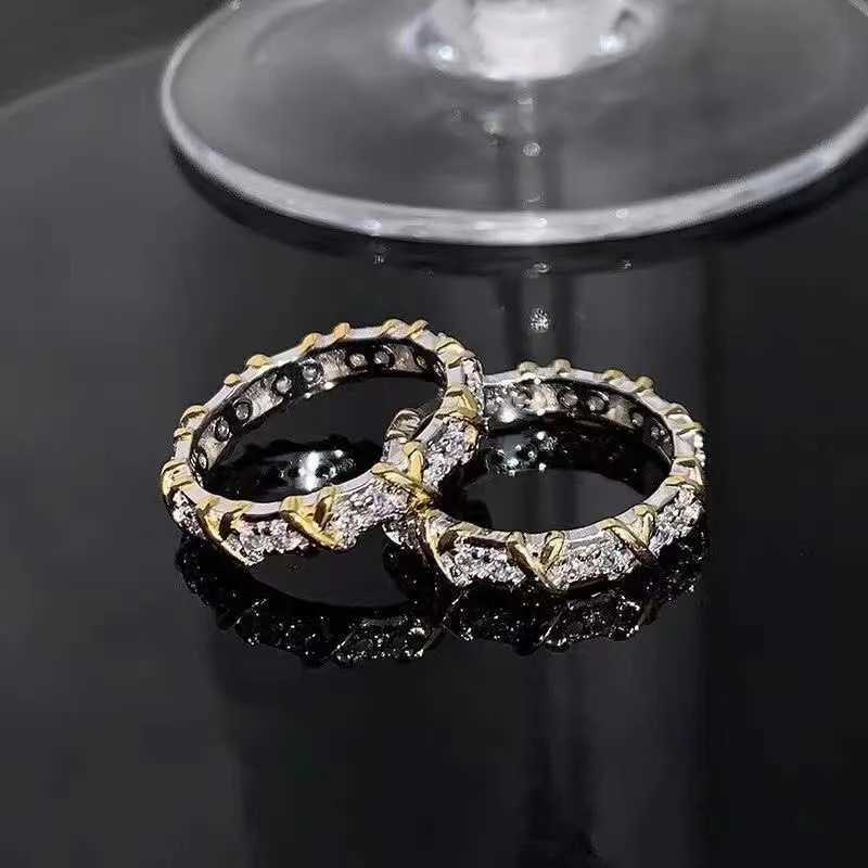 Designer D colore Mosanshi tiffay bicolore croce tempo ruota personalità fila anello in argento 925 placcato oro 18 carati moda diamante pieno femminile