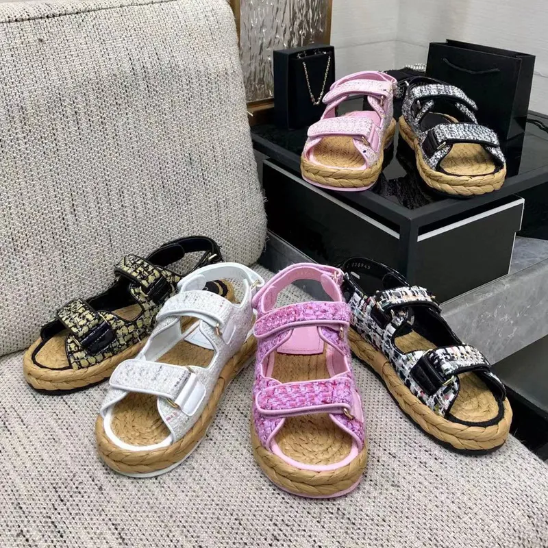 pappa Repsandaler dam flätade repsandaler pappa Sandaler Designerlyx Toppkvalitet Plattplattformssandaler Beig Summer Beach Med box camellia Hampasandaler Nomadic