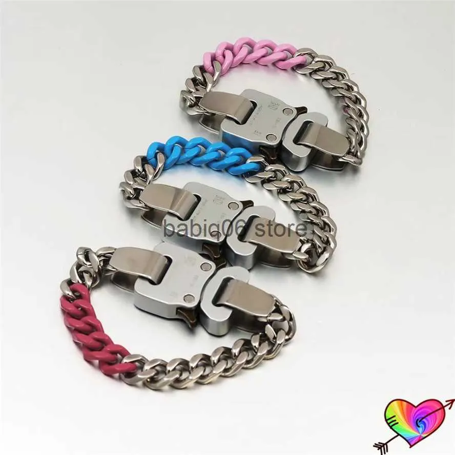 Łańcuch linków 2022 Patchwork 1017 ALYX 9SM Kolorowe linki Bracelety Mężczyźni Kobiety 1 1 Bransoletka Alyx Classic Metal Burzacz T230302