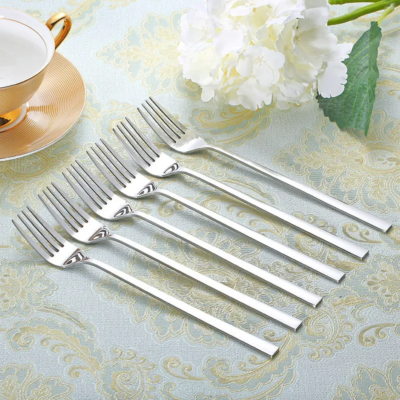 Forks 6st 85''Stostless Steel Dinner Sallad Dessert Fruit Cotary Four Tine Flatware Set Korean Long Handle Tabell 230302