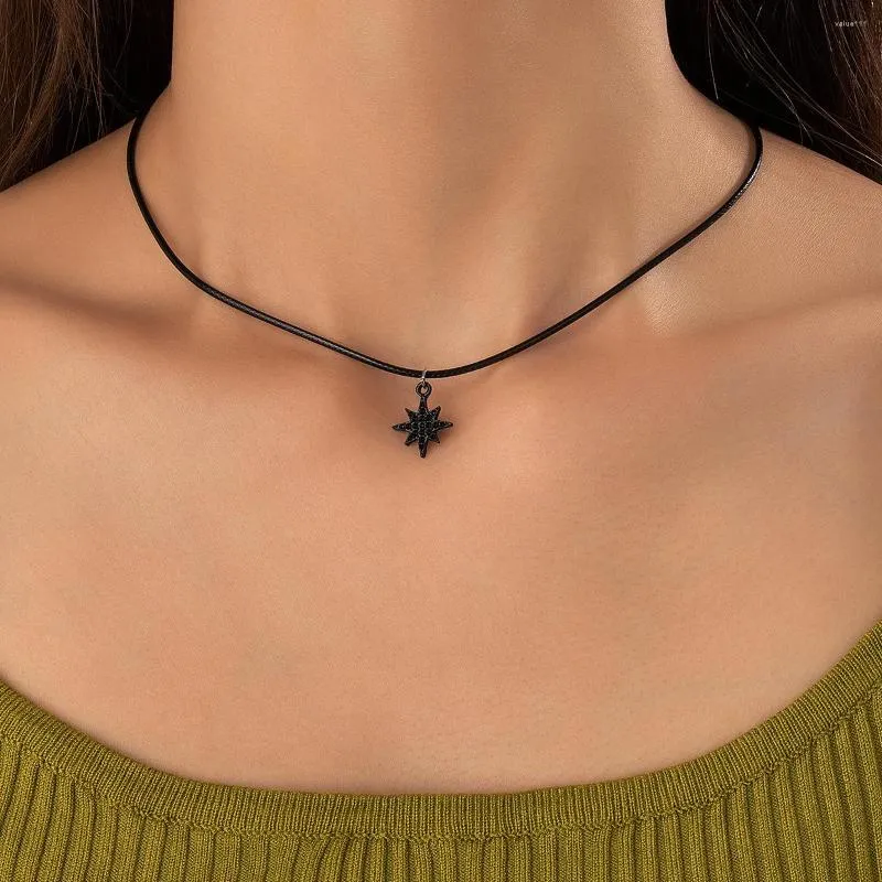 Pendant Necklaces Simple Star Choker Clavicle Chain Fashion Black Spray Paint Geometry Leather Cord Necklace For Women Party Jewelry