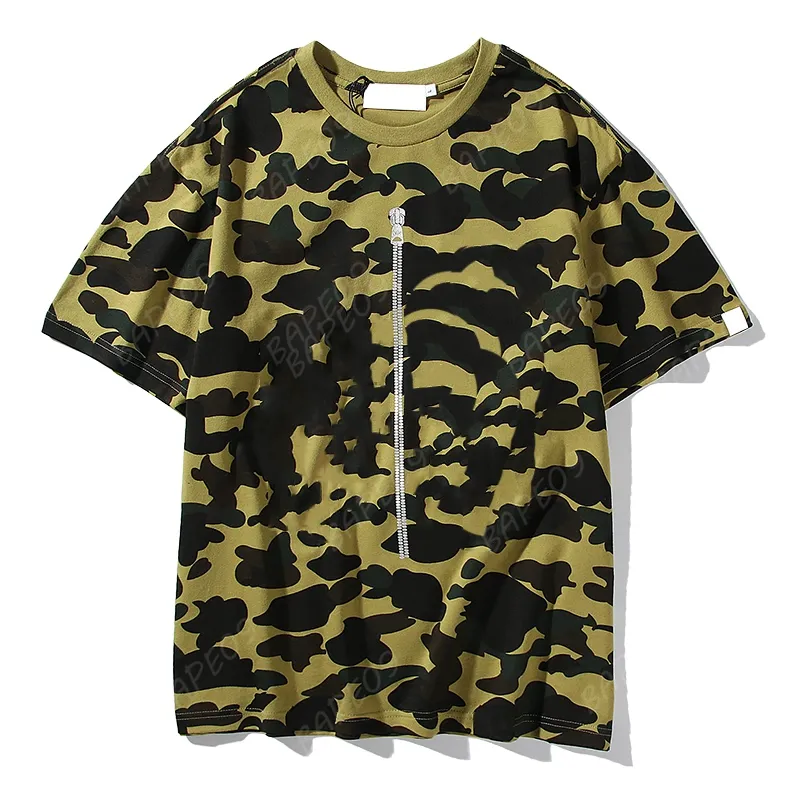 Hommes T-shirts Designers Été Lâche Requin Imprimé T-shirts Camouflage À Manches Courtes High Street Casual T-shirt pour Hommes Femmes 1XCJ