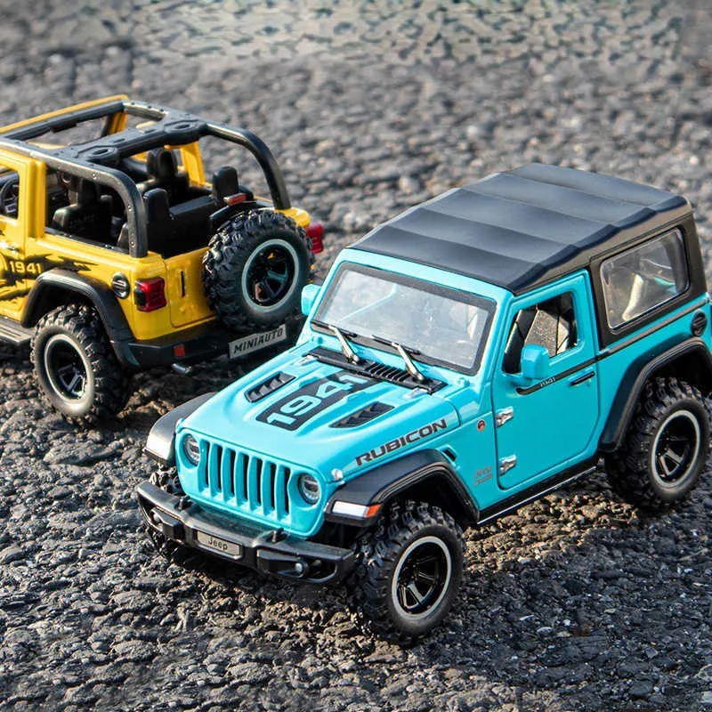 سيارات Diecast Model 1 32 Jeeps Wrangler Rubicon Off-Road Model Car Diecasts صوت الصب المعدني والسيارة الخفيفة للأطفال هدايا MOUREJ230228