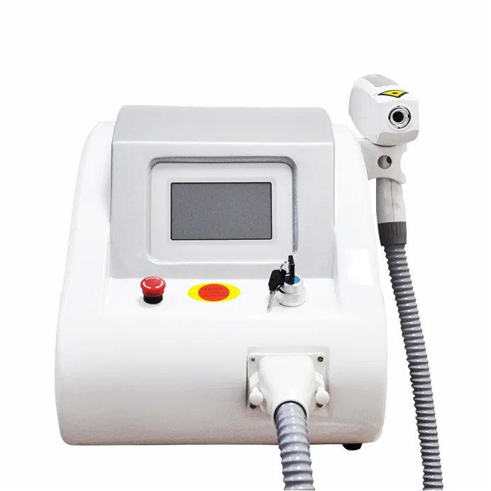 Articles de beauté Rajeunissement de la peau Pico blanchiment Détatouage 1064nm 532nm Pigment Removal Laser Picosecond Laser Machine