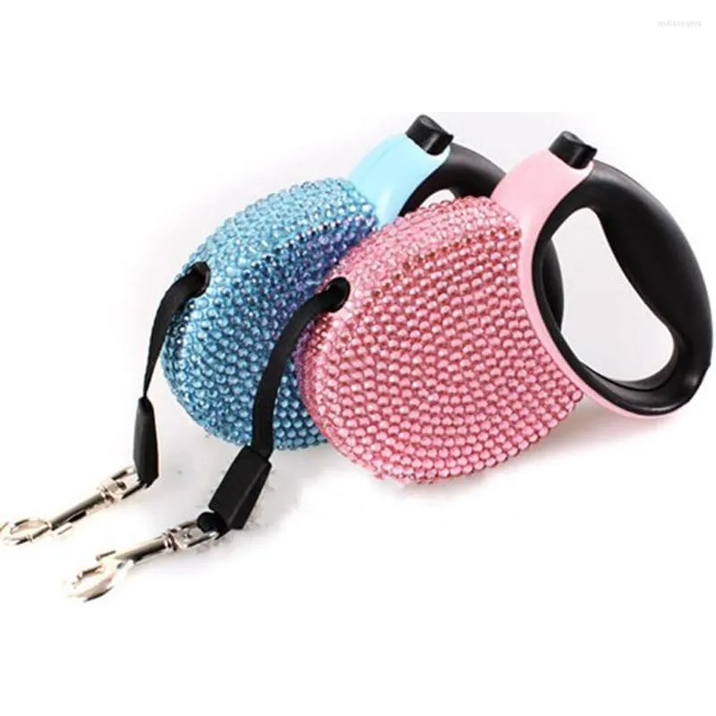 Colarinhos de cachorro 1 PCS PET Automática coleira retrátil com corda de tração de segurança da linha de strass bling strass para treinamento diário de caminhada