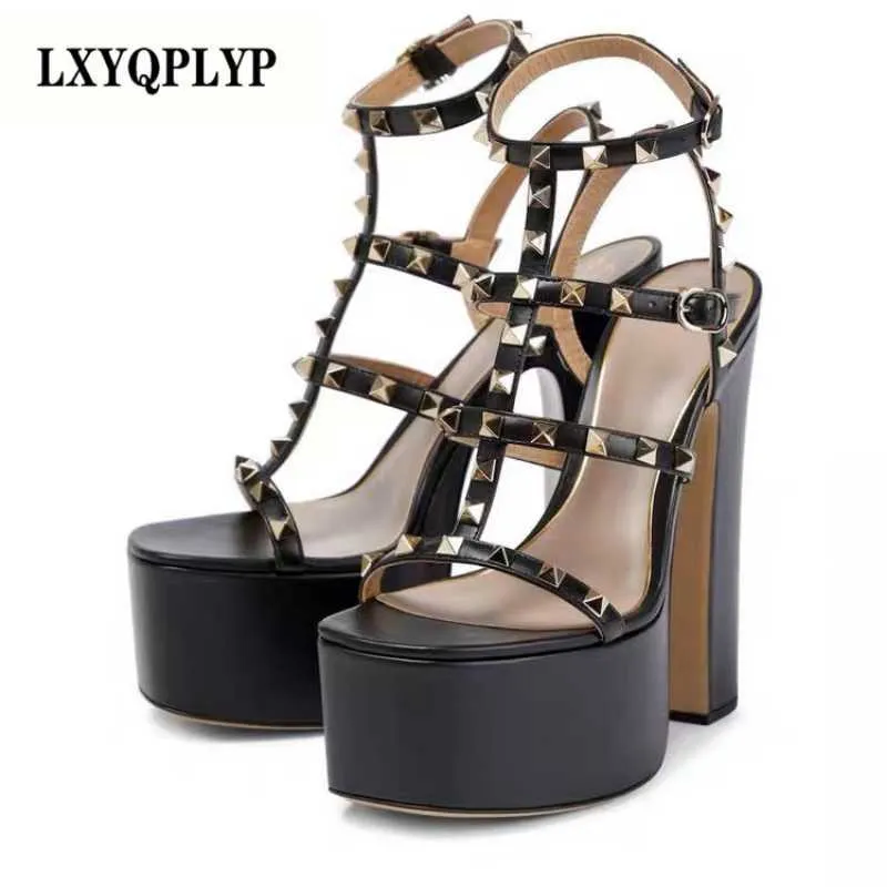 Dress Shoes 2023 Damesmode sexy hoge hak dikke sandalen Europees en Amerikaans merk Banquet Nightclub ShowsL230301