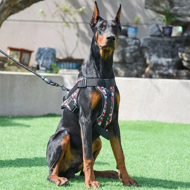 Hundehalsbänder, explosionsgeschützter Brustgurt für Haustiere, Verkauf von verstellbaren taktischen Westen vom Typ Medium und Large