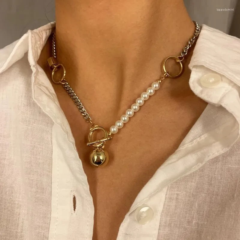 Choker Retro Fashion Design Metal Necklace Kvinnors unika blandade färgstift Pin Buckle CCB Pärledhänge 2023