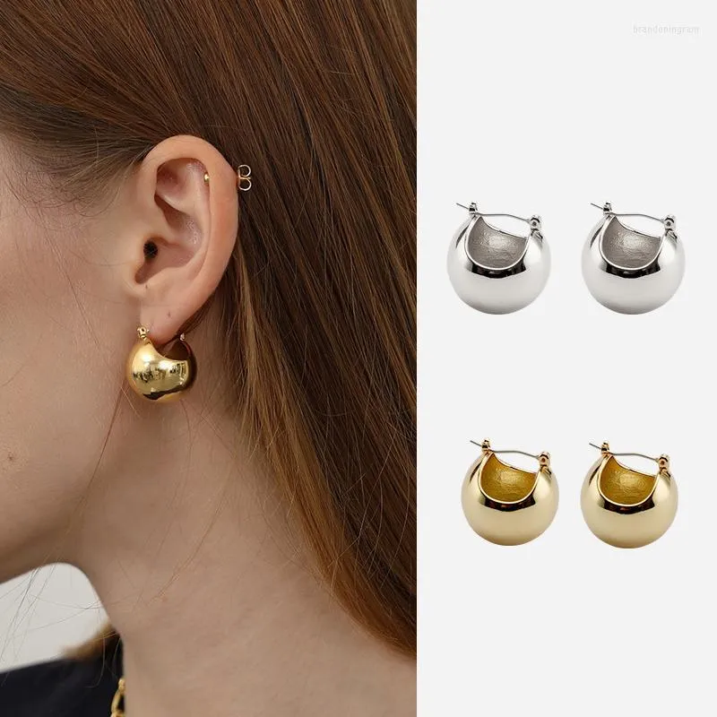 Boucles D'oreilles Simple Français Haut De Gamme Tempérament Boule Femelle Petit Métal Rond Géométrique Ins Accessoires À La Mode En Gros