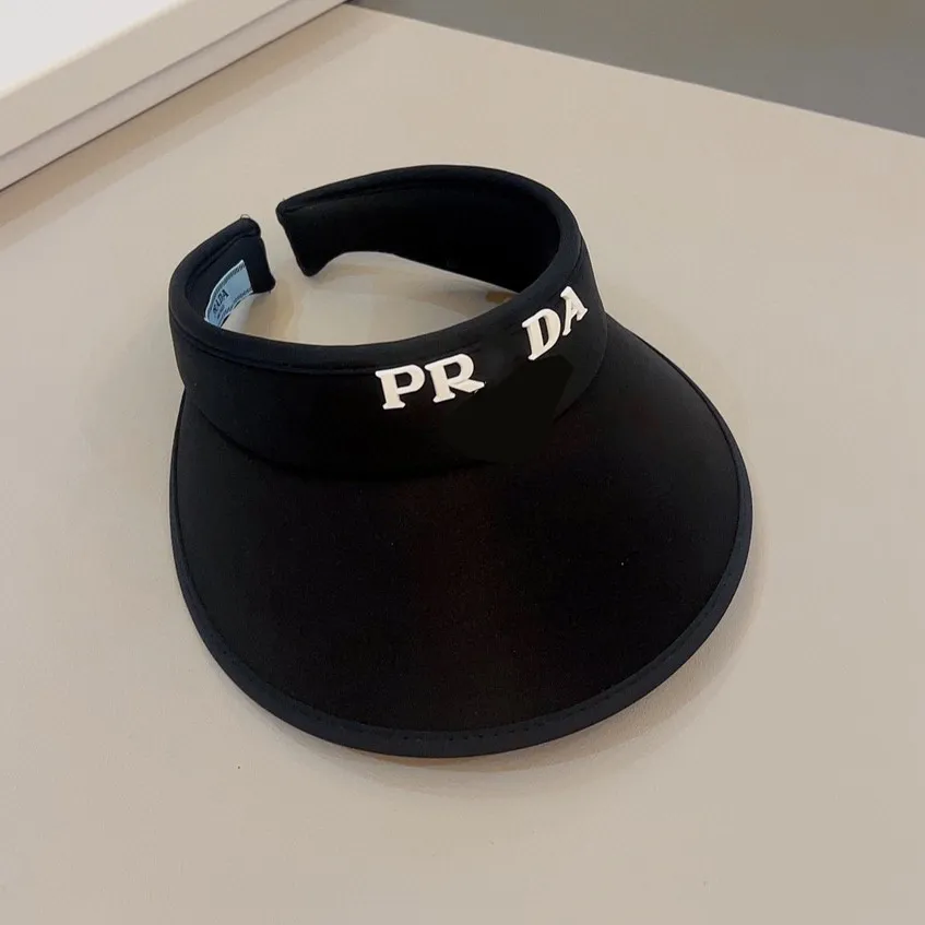 What are the Best Ways to Style Kangol Hats? Discover the Top Looks!