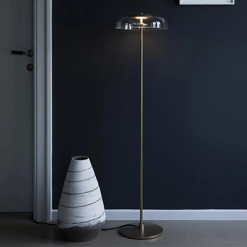 Lampy podłogowe Postmodernistyczne szklane lampa LED Nordic Minimalistyczny projekt do salonu sypialnia badanie wystrój domu złoto