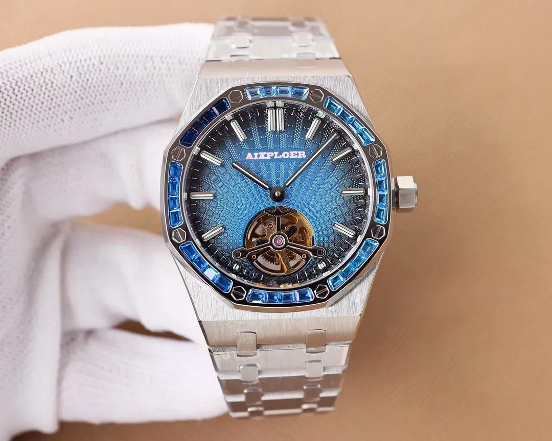 Mens Diamond Tourbillon Watches Automatisk mekanisk rörelse Titta på full rostfritt stål Vattentäta lysande lyxdesigner armbandsur