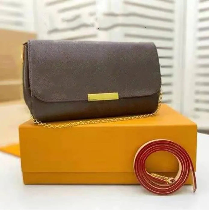 Kvinnor Luxurys designers väskor axelväska medelhög handväskor pochette tillbehör crossbody wallet kvinnolag